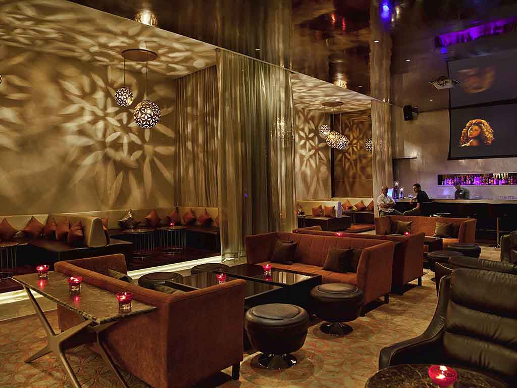 Bar and lounge