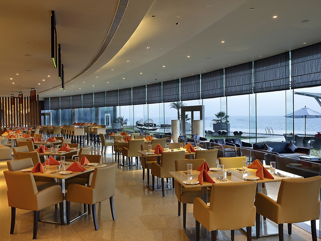 Sea-view suite
